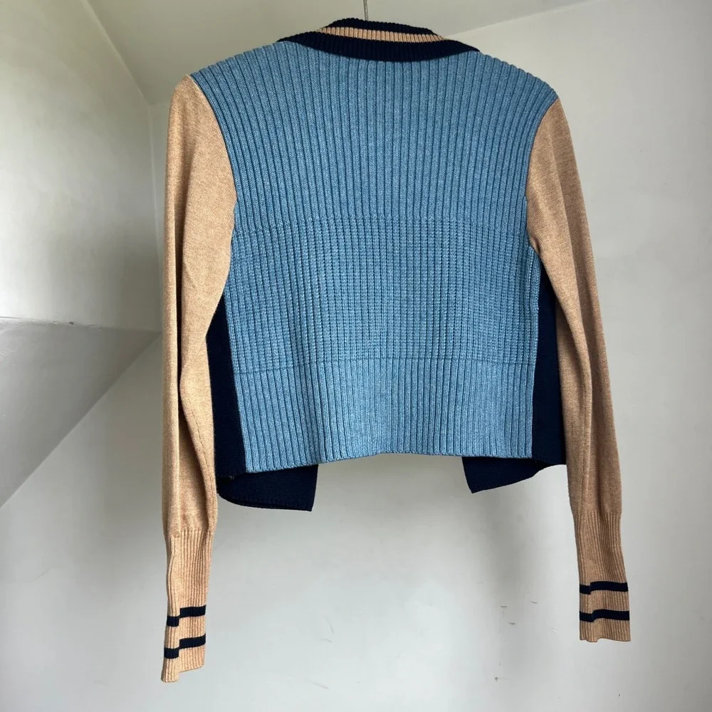 Cabi Varsity Cardigan Small Navy Blue Tan Academia Ribbed Knit Preppy Blazer Top